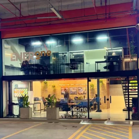 f6f8146d-81ec-4bb7-a2f3-6dfeb6239e70